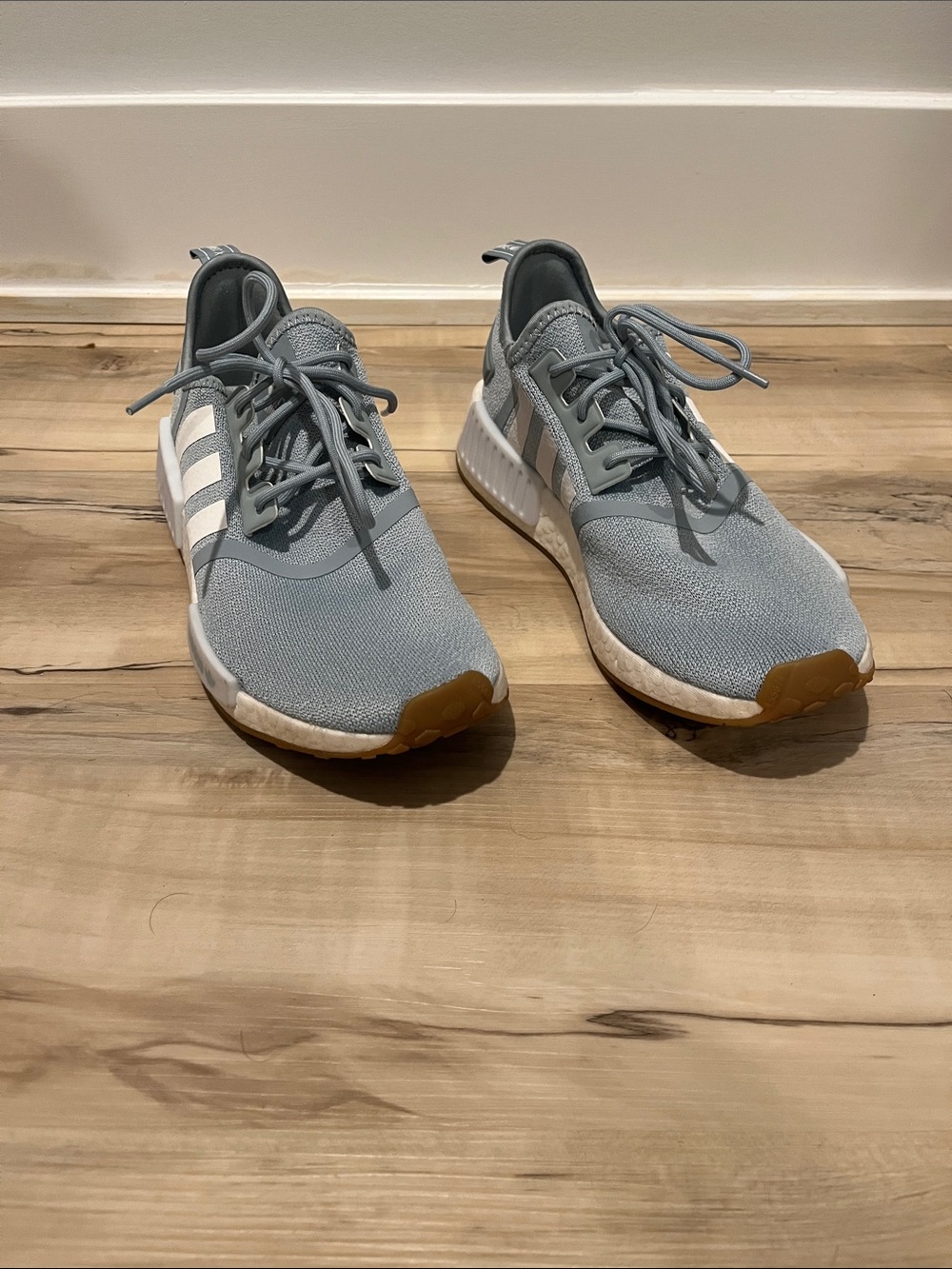 adidas Men’s Light Blue/Grey & White Knit Sneakers
